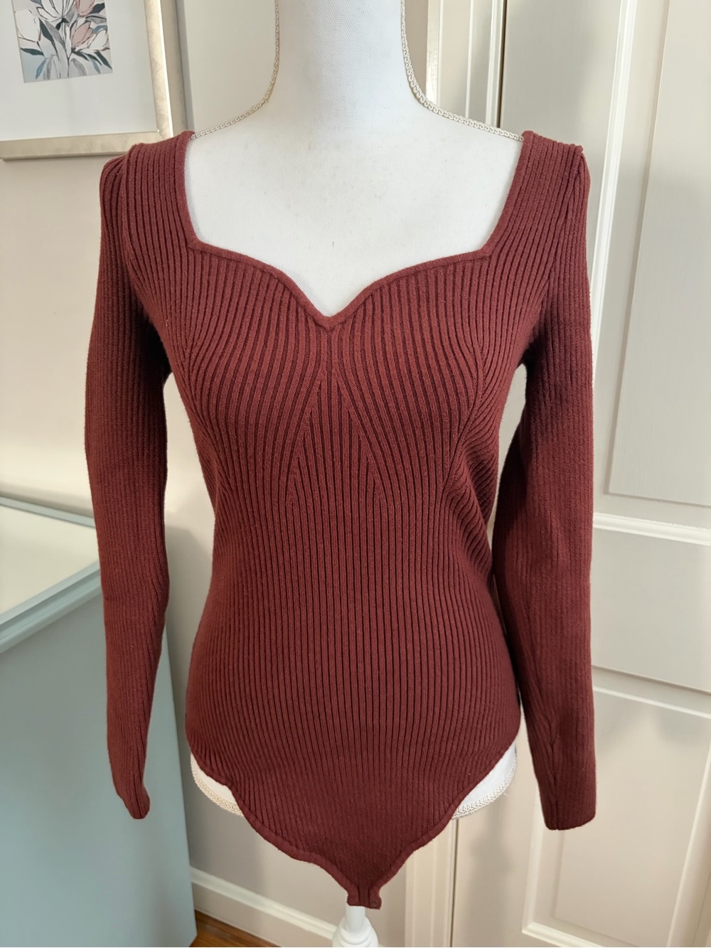 A&F, Size Large, Ribbed Sweetheart Neck Long Sleeve Sweater Bodysuit - Rust